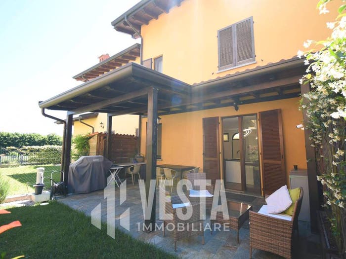 Casa con 5 locali in vendita in Via San Pietro, Canova San Zeno, Olgiate Molgora