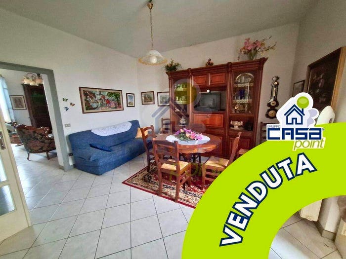 Appartamento trilocale in vendita in VIA ROMA, Centro, Castelvetro Piacentino
