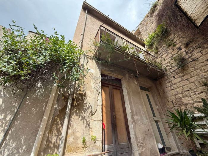 Casa con 5 locali in vendita in Modica Bassa, Modica