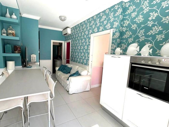 Appartamento trilocale in vendita in Via Leonardo da Vinci, Via Roma Borgo Barusso, Alassio