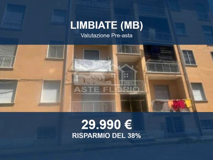 Appartamento trilocale in vendita in Via Stelvio, Centro, Limbiate