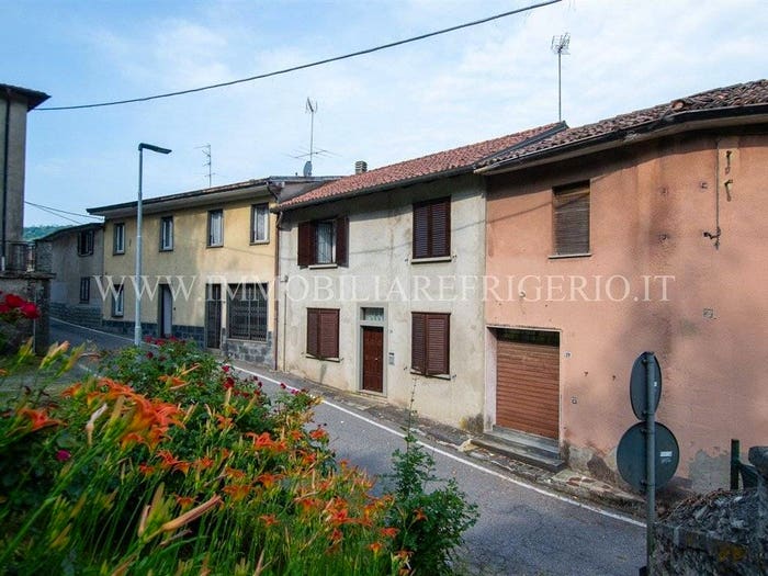 Casa con 6 locali in vendita in Centro, Torre de' Busi