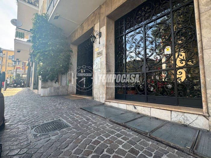 Appartamento quadrilocale in vendita in Via Eduardo Nicolardi, Colli Aminei Capodimonte, Napoli