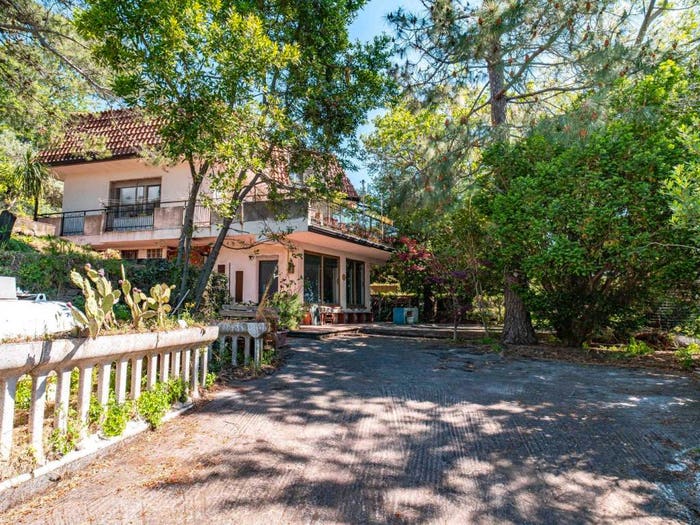Casa con 6 locali in vendita in via nocille, Mascali