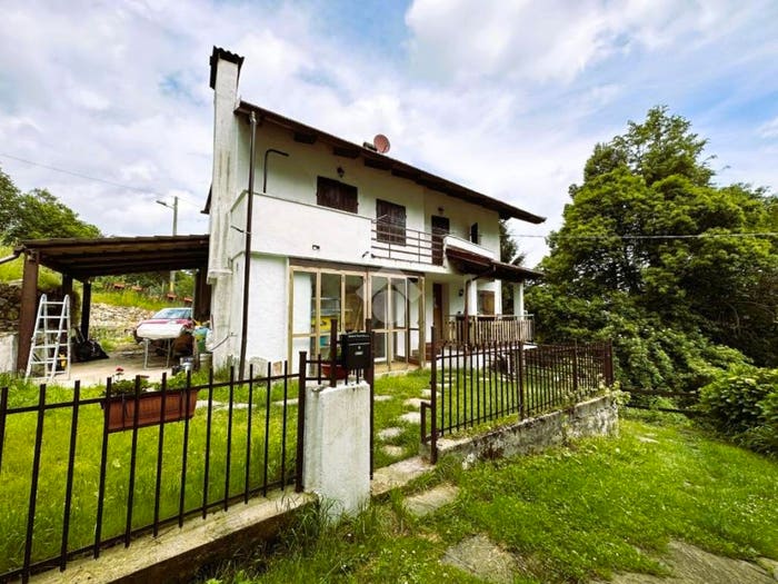 Casa quadrilocale in vendita in Borgata ughettera, Giaveno
