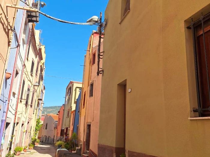 Appartamento trilocale in vendita in Via Malaspina, Centro, Bosa