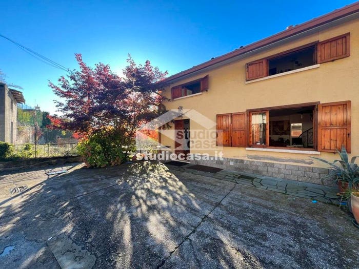 Appartamento quadrilocale in vendita in Endine, Endine Gaiano