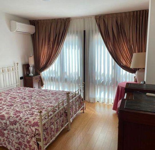Appartamento bilocale in vendita in Via Lorenzo Il Magnifico, Libertà Savonarola, Firenze