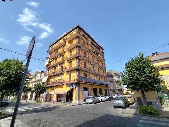 Appartamento trilocale in vendita in Via Veronica, Centro, Aci Sant'Antonio
