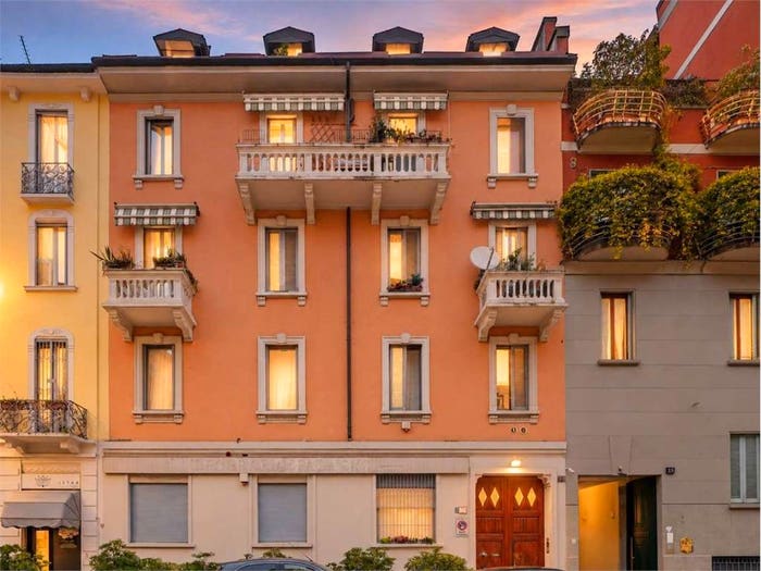 Appartamento trilocale in vendita in Via Reina, Plebisciti Susa, Milano