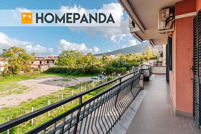 Appartamento quadrilocale in vendita in Via San Sossio, Somma Vesuviana