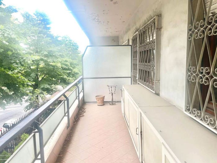Appartamento con 5 locali in vendita in Via Domenico Fontana, Rione Alto, Napoli