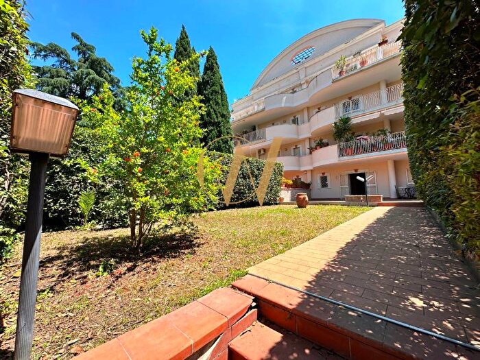 Appartamento trilocale in vendita in Via San Francesco D'Assisi, Ercole, Caserta