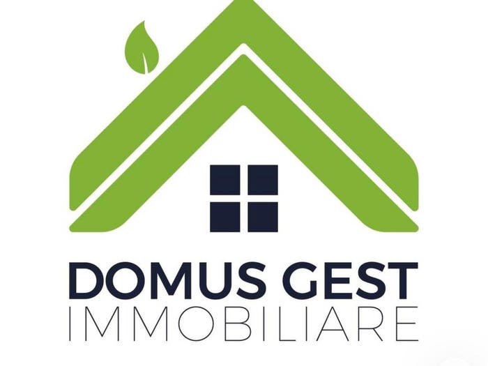 Casa con 6 locali in vendita in Morane Contrada, Modena