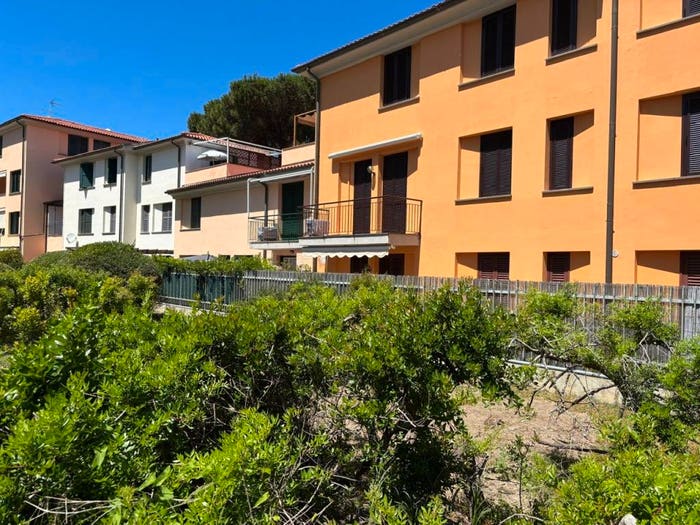 Appartamento trilocale in vendita in Via Max Vito Bonanno, Centro, Marciana Marina