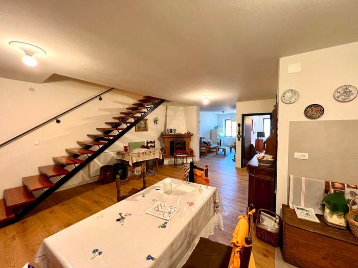Appartamento con 6 locali in vendita in Via Doss Sedrena, Borgo d'Anaunia