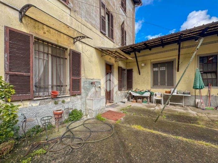 Casa con 6 locali in vendita in Via Giuseppe Garibaldi, Centro, Arena Po