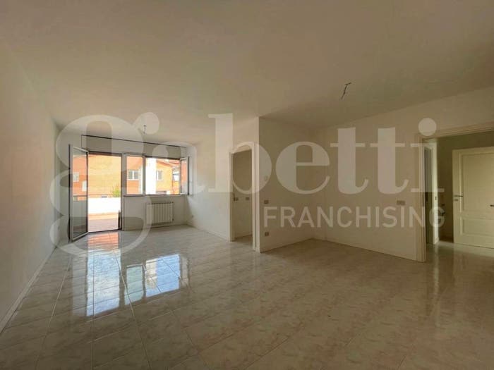 Appartamento trilocale in vendita in Via Leonardo da Vinci, Orte Scalo, Orte