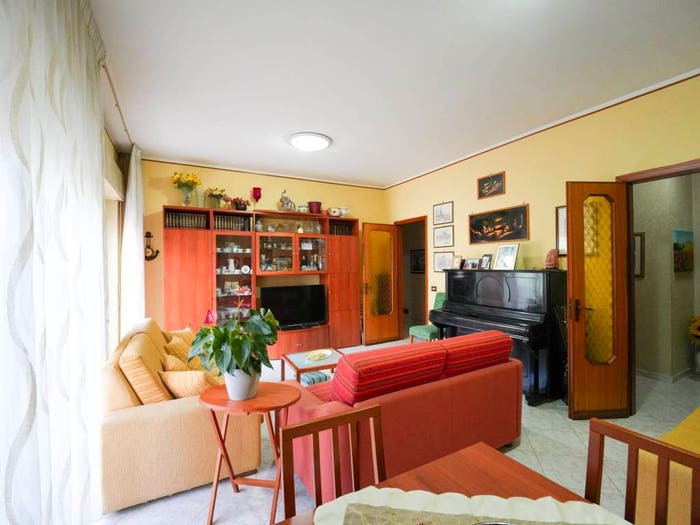 Appartamento con 5 locali in vendita in Via Eugenio de Mattei, Centro, Gravina di Catania