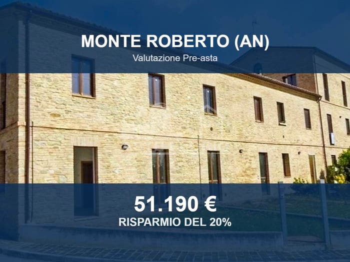 Appartamento trilocale in vendita in Via Sant'Apollinare, Zona Industriale, Monte Roberto