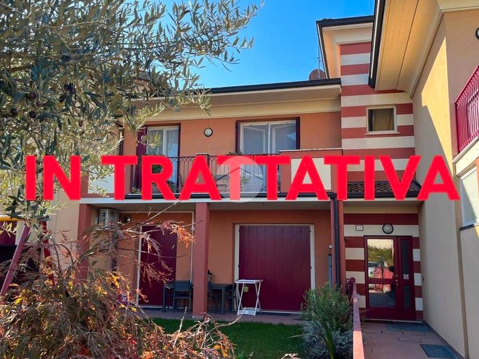 Appartamento trilocale in vendita in Via degli Olmi, Erbusco