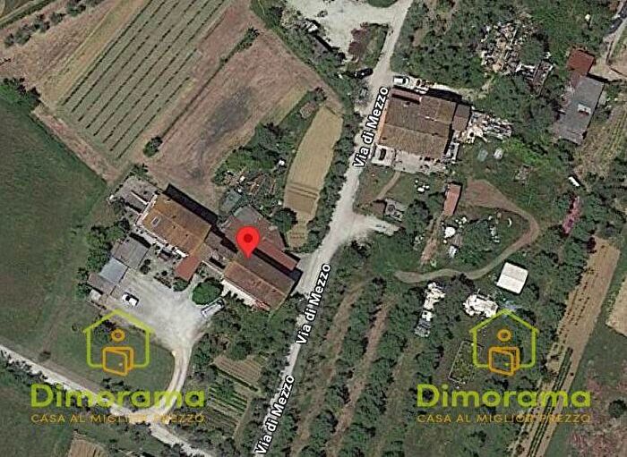 Appartamento con 6 locali in vendita in Località Bizzarrino Via Di Mezzo, Monsummano Terme