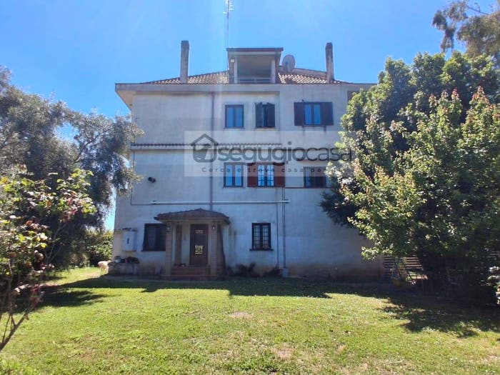 Appartamento con 5 locali in vendita in Olgiata, Roma