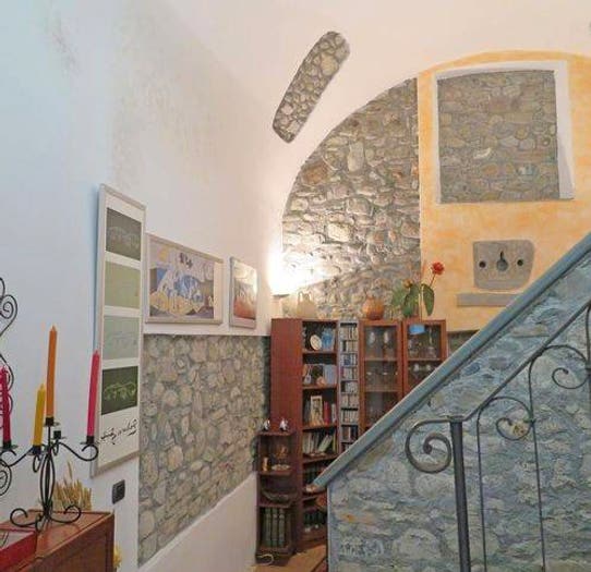 Casa con 6 locali in vendita in Piazza Abbazia, Centro, Aulla