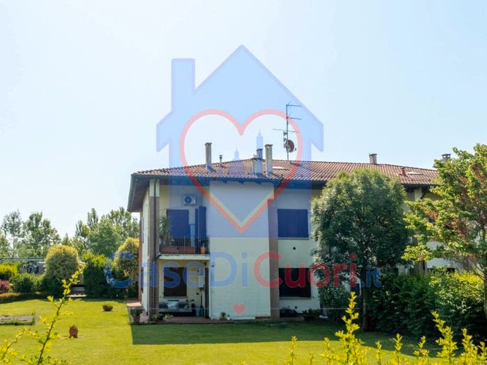 Appartamento con 6 locali in vendita in Via Ringhiera, Bentivoglio