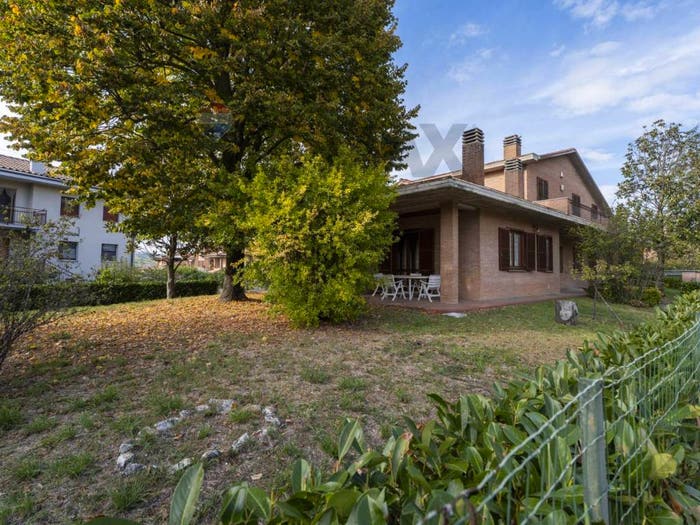 Casa con 6 locali in vendita in Centro, Cerreto d'Esi
