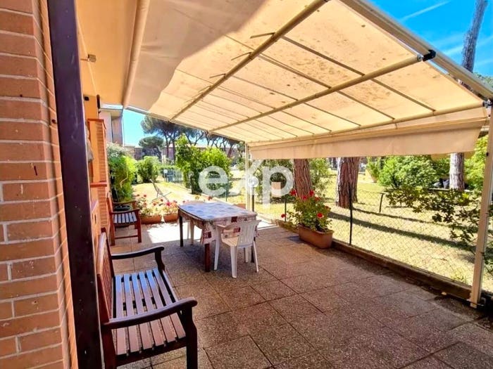 Appartamento trilocale in vendita in Via Pietro Maroncelli, Marina di Grosseto, Grosseto