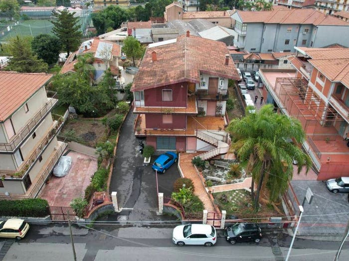 Casa con 6 locali in vendita in VIA SALVATORE FRAZZETTA, San Giovanni Galermo, Catania