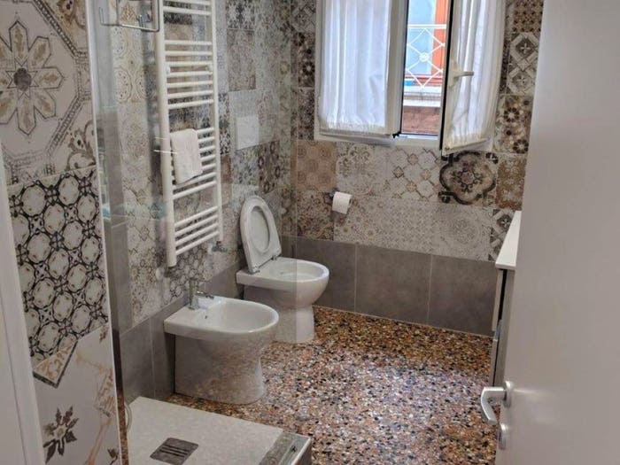 Casa con 6 locali in vendita in Santi Apostoli San Canciano, Venezia
