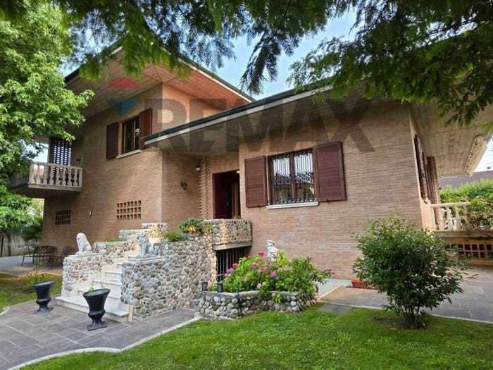 Casa con 6 locali in vendita in Caldogno Rettorgole Cresole, Caldogno