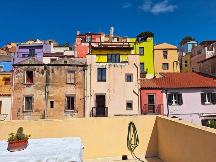 Appartamento con 6 locali in vendita in Via Carmine, Centro, Bosa