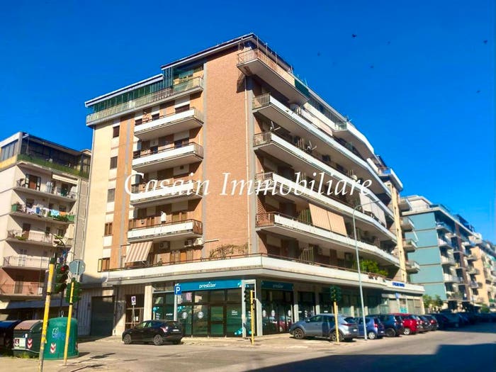 Appartamento quadrilocale in vendita in Via Giuseppe Gabrielli, Villa Comunale, Foggia
