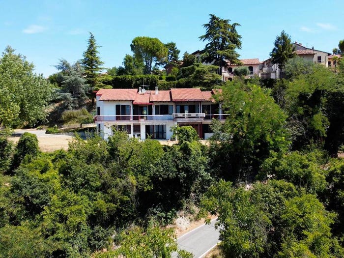 Casa con 6 locali in vendita in Via Vittorio Alfieri, Centro, Cocconato
