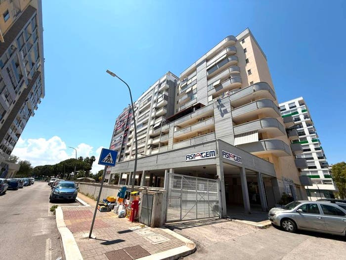 Appartamento quadrilocale in vendita in Via Vito Antonio Lattanzio, Zona Parco degli Ulivi, Barletta