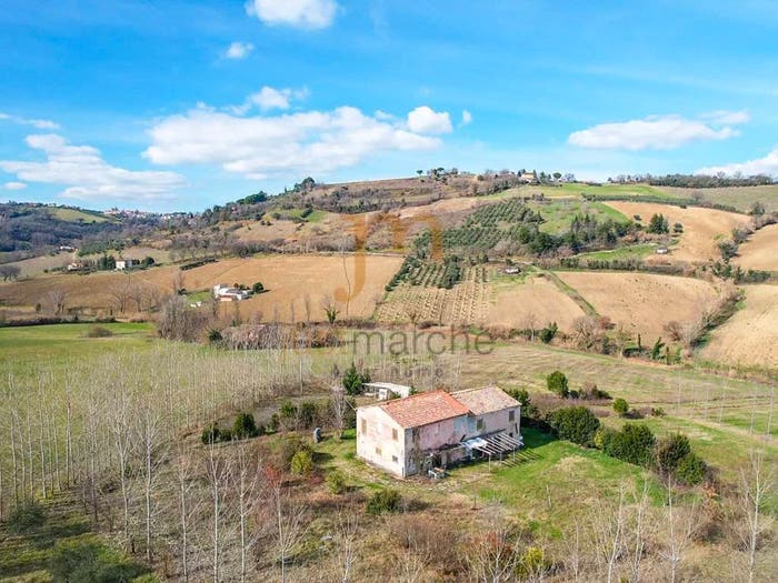 Casa in vendita in Contrada Balciana, Poggio San Marcello