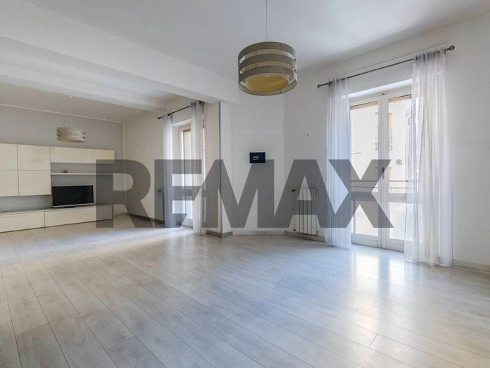 Appartamento trilocale in vendita in Sonnino, Cagliari