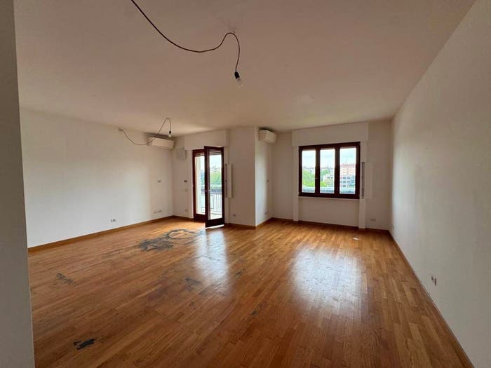 Appartamento trilocale in vendita in Via Fra' Gerolamo Savonarola, Sempione, Milano