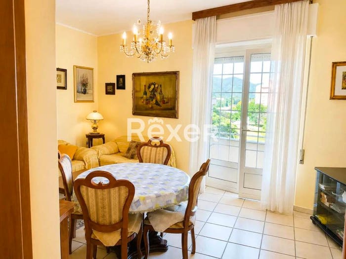 Appartamento trilocale in vendita in Via Filippo Turati, Pallerone, Aulla