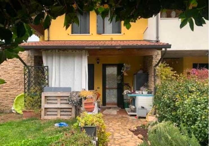 Appartamento quadrilocale in vendita in Via ines cara, Nogara