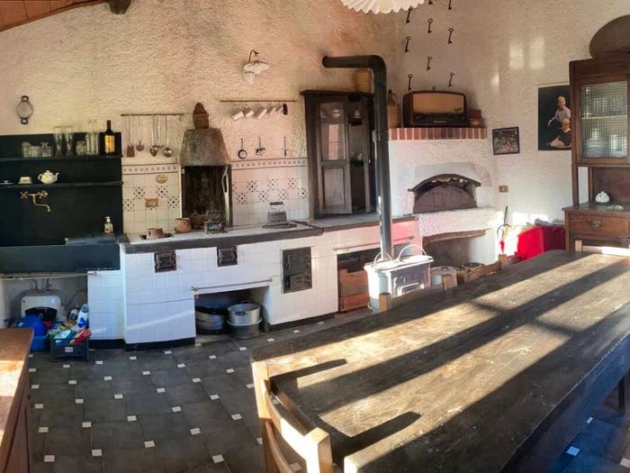 Casa con 6 locali in vendita in Montemoggio, Borzonasca