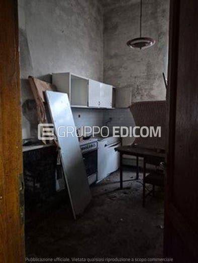Appartamento con 6 locali in vendita in Via Quercioli, Rinchiostra Quercioli, Massa
