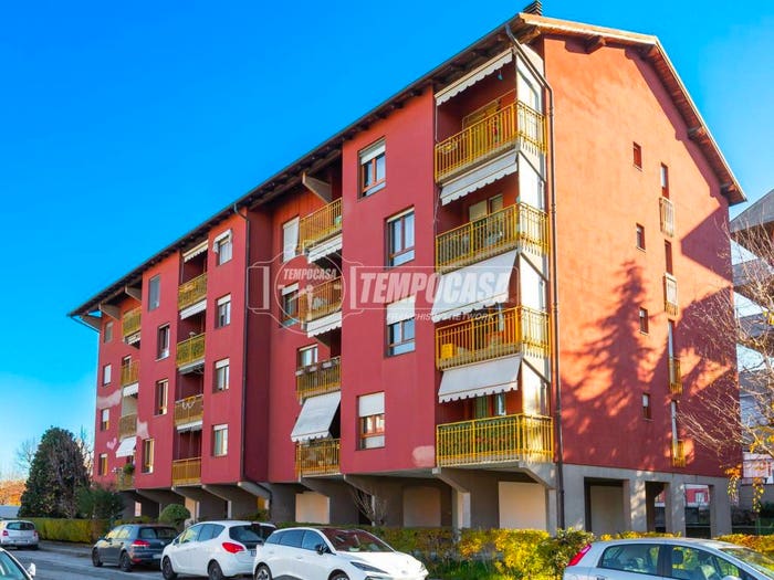 Appartamento quadrilocale in vendita in Via Francesco Costanzi Porrini, Centro, Fossano