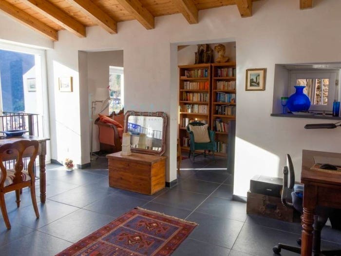 Casa con 6 locali in vendita in Via Schenardii, Centro, Rezzo
