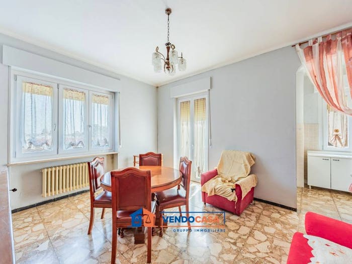 Appartamento trilocale in vendita in Via Generale Giovanni Allasia, Centro, Boves