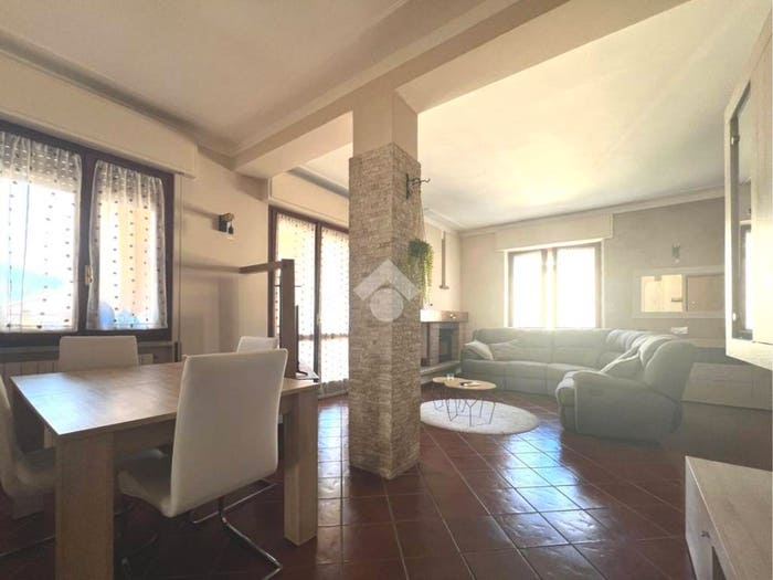 Appartamento trilocale in vendita in via Brescia, Centro, Nave