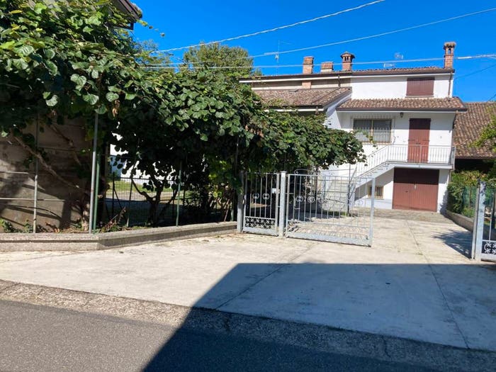 Casa con 5 locali in vendita in Canneto Sotto, Canneto Sotto, Gazzola